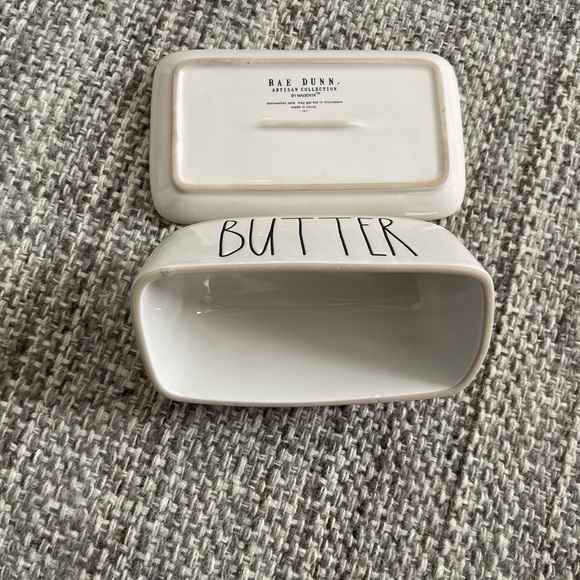 Rae Dunn ceramic butter dish with lid cream color kitchen cooking dishes - Picture 4 of 5